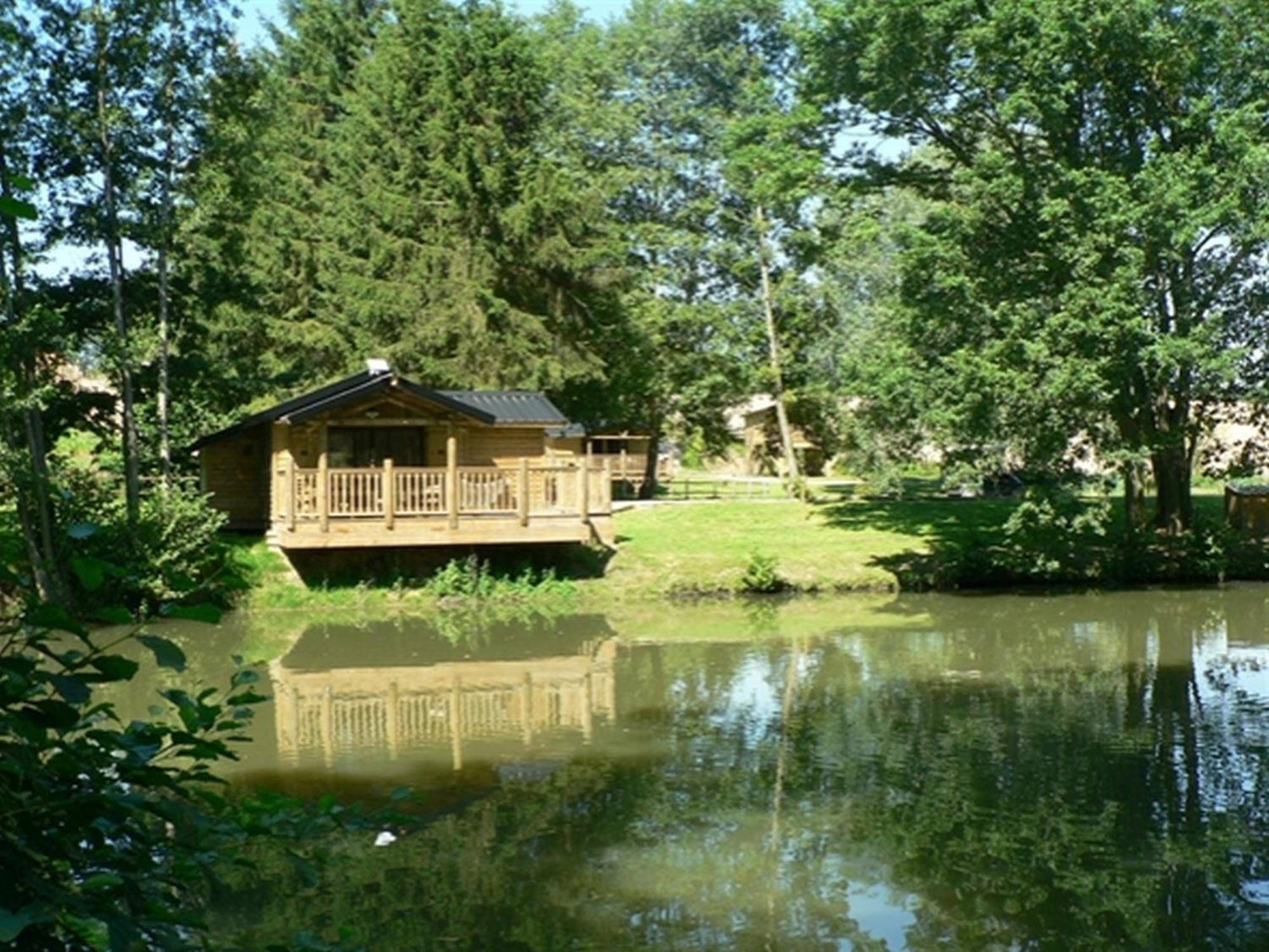 Etangs Du Moulin Suzy Exterior foto